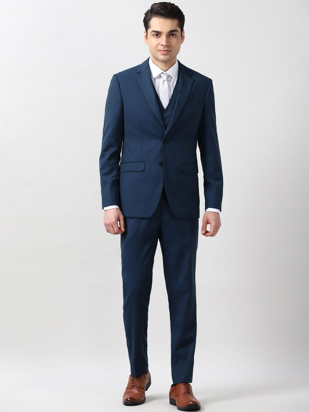 peter england elite Peter England Men Solid Elite Single-Breasted Formal Suits-picture-25