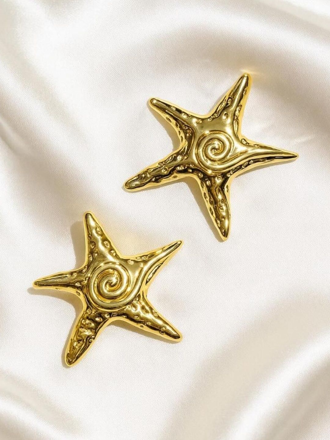 Nui Star Shaped Casual Studs-picture-55