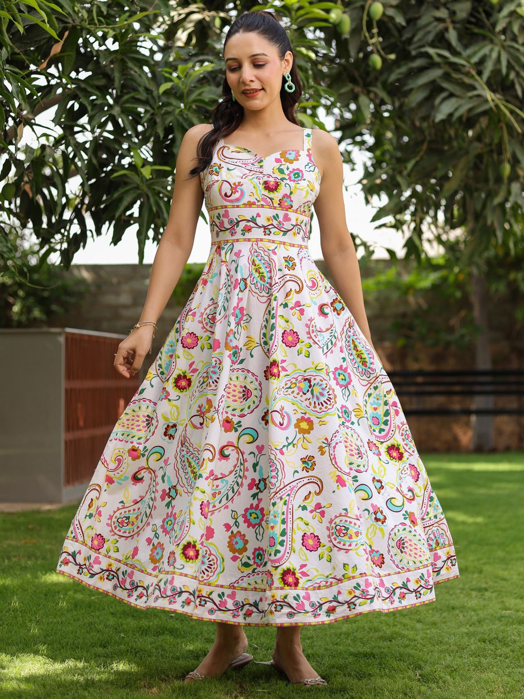 Rain & Rainbow Printed Fit & Flared Midi Dress-picture-19