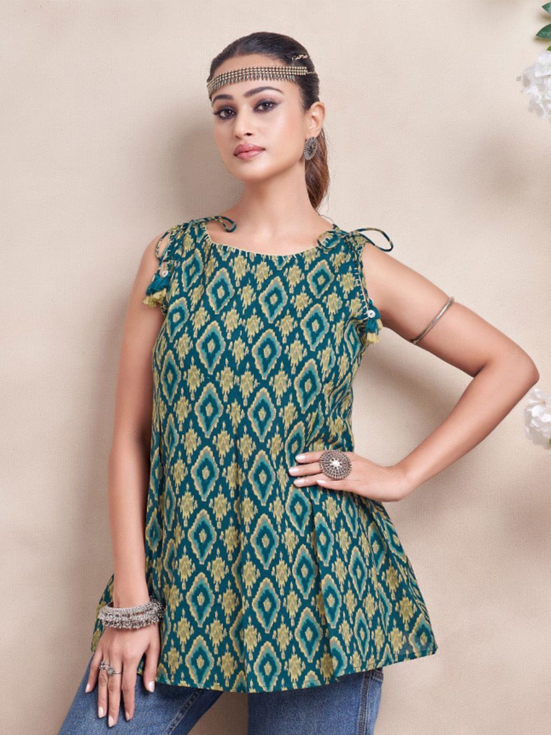 Kaftanize Green & Yellow Geometric Printed Pure Cotton Short Kurti-image-3