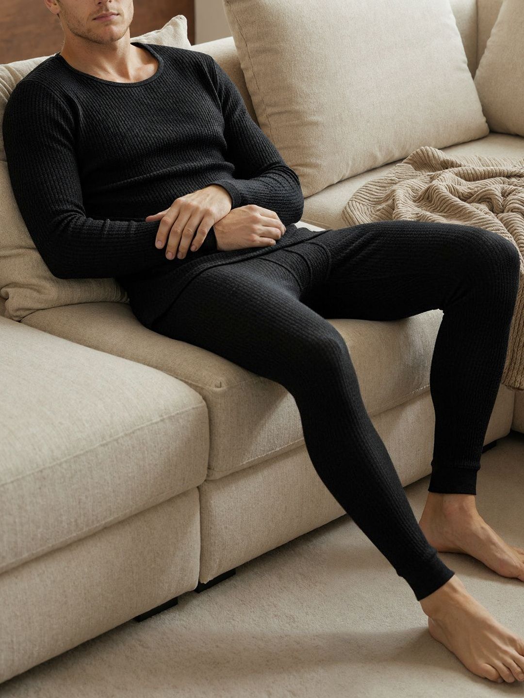 DAMENSCH Men Round Neck Extra soft Zero Ride-up Sleeve Thermal Sets