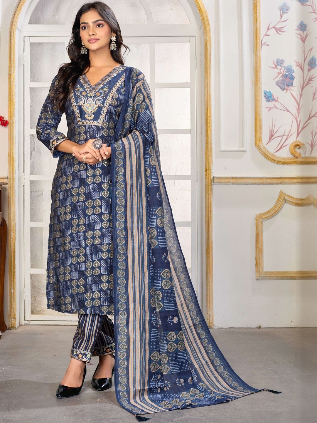 Moda Rapido Ethnic Motifs Printed Straight Kurta With Trouser & Dupatta-picture-44