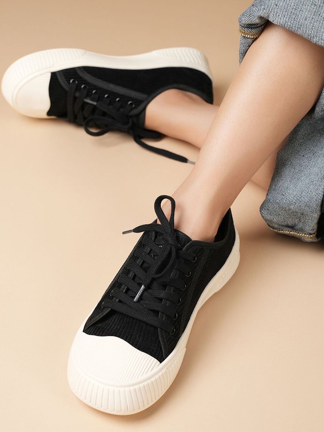 Theater Women Black Wicked Brothers Lace-Ups Casual Sneakers-picture-39