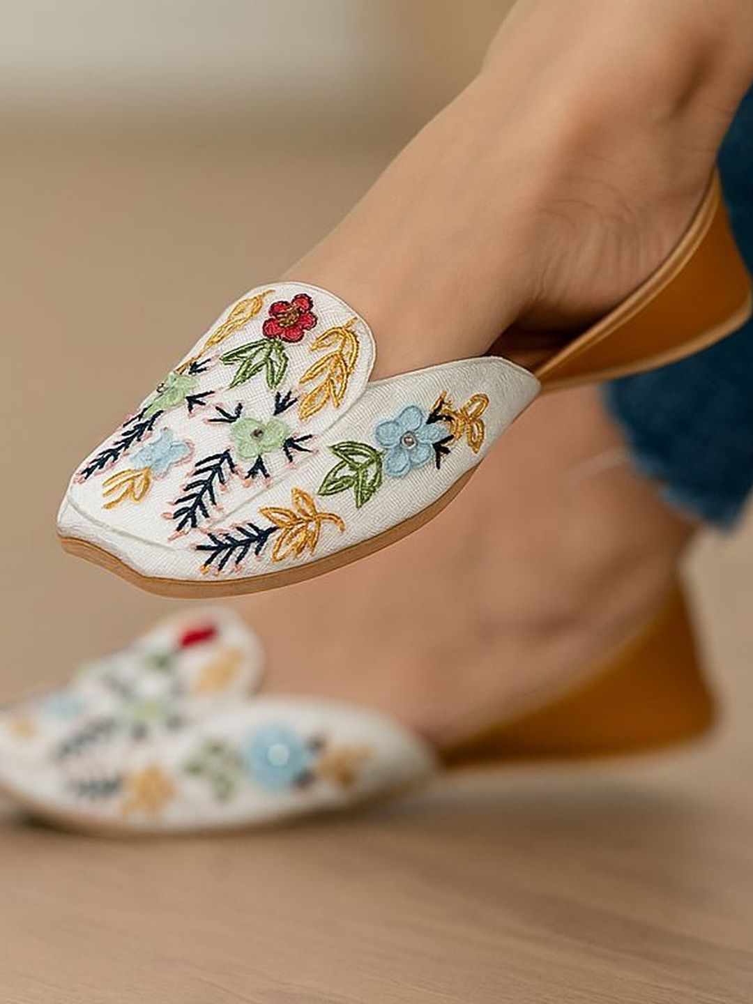 JUTTIESMAKER Women Colourblocked Open Toe Flats-picture-18