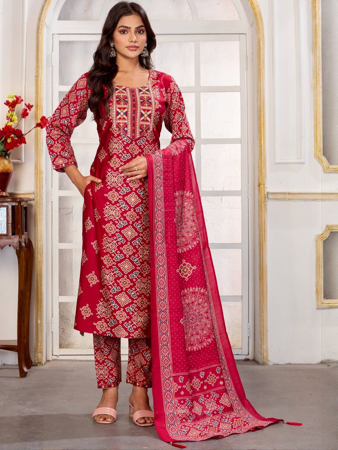 DIVASTRI Ethnic Motifs Printed Kurta With Trousers & With Dupatta-picture-36