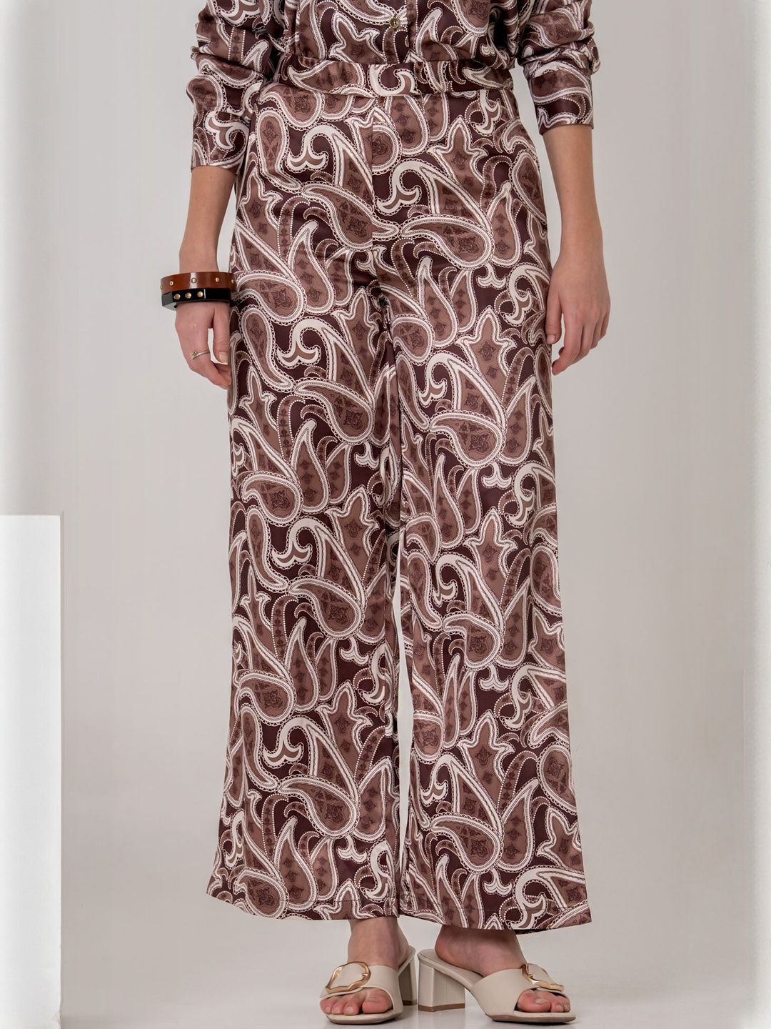 Zenava by Myntra Women Ethnic Motifs Printed Relaxed Trousers-image-8