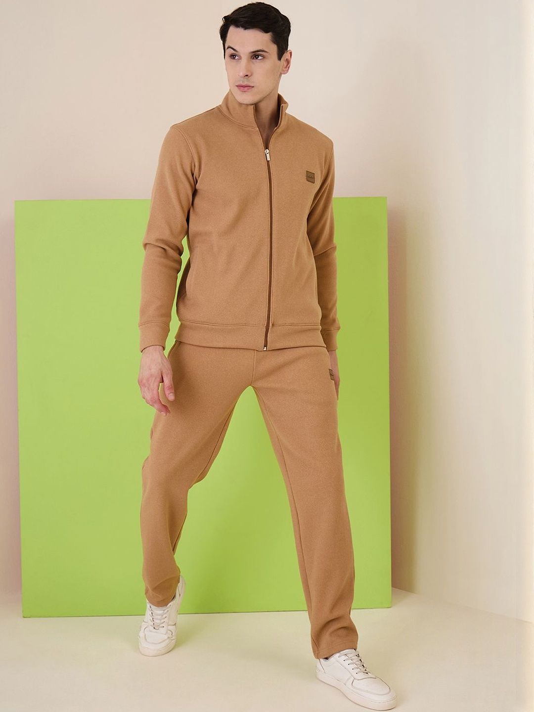 Sweet Dreams Men Low-Rise Hood Long Sleeves Tracksuits-picture-36