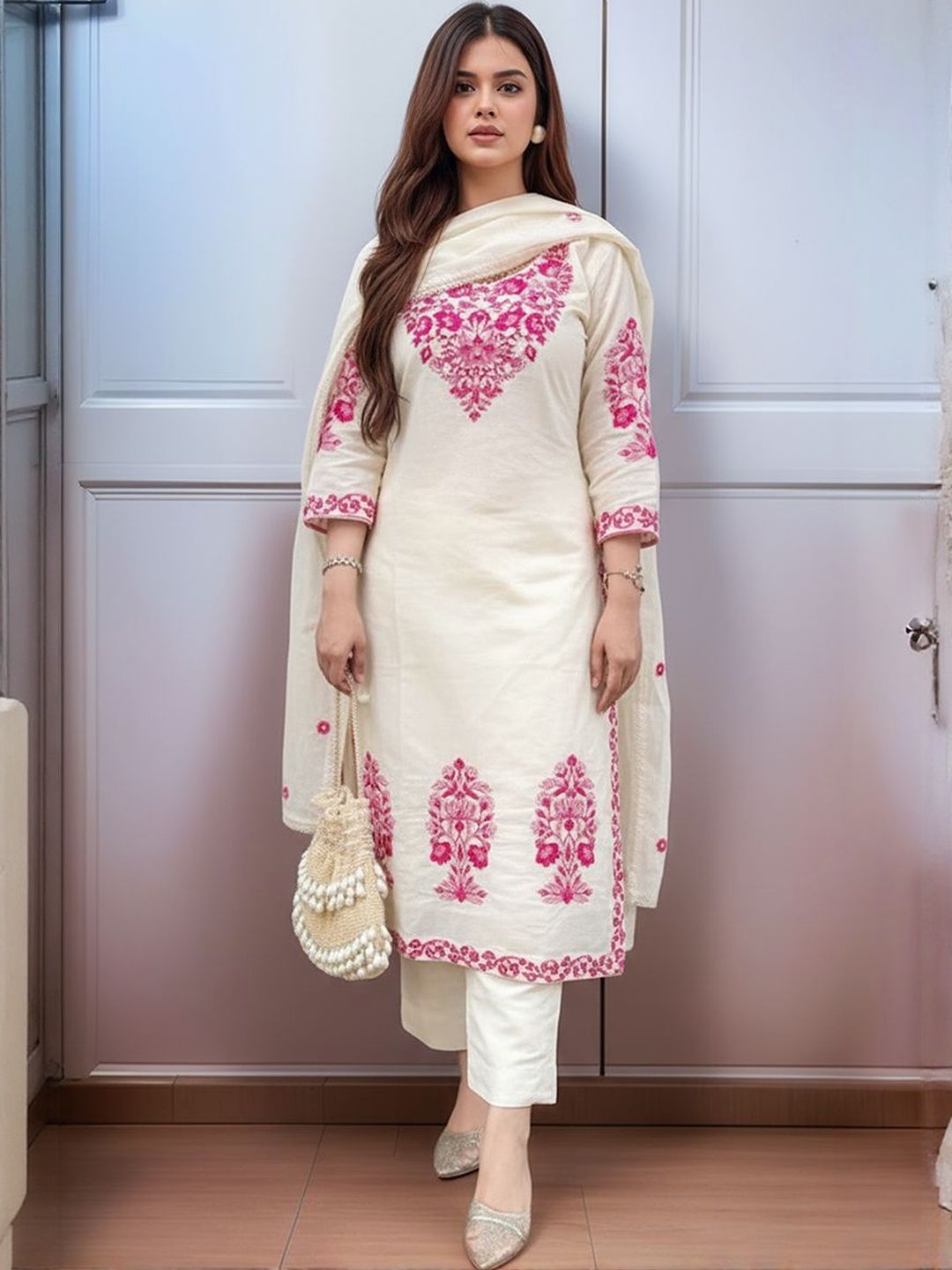anouk rustic Aaghnya Women Ethnic Motifs Embroidered Regular Thread Work Kurta with Trousers & With Dupatta-picture-12