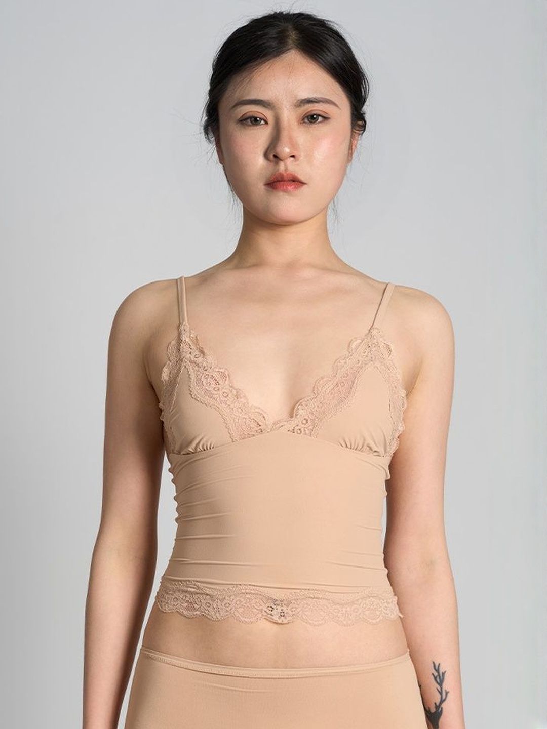 LULU & SKY Women Solid Lace Trim Camisole-picture-26