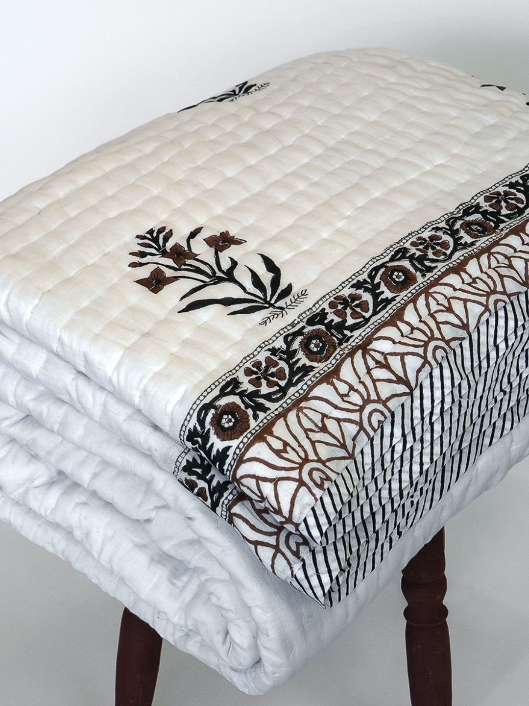 The Jaipur Wala Brown & White Set of 2 Floral Summer Quilt-picture-20