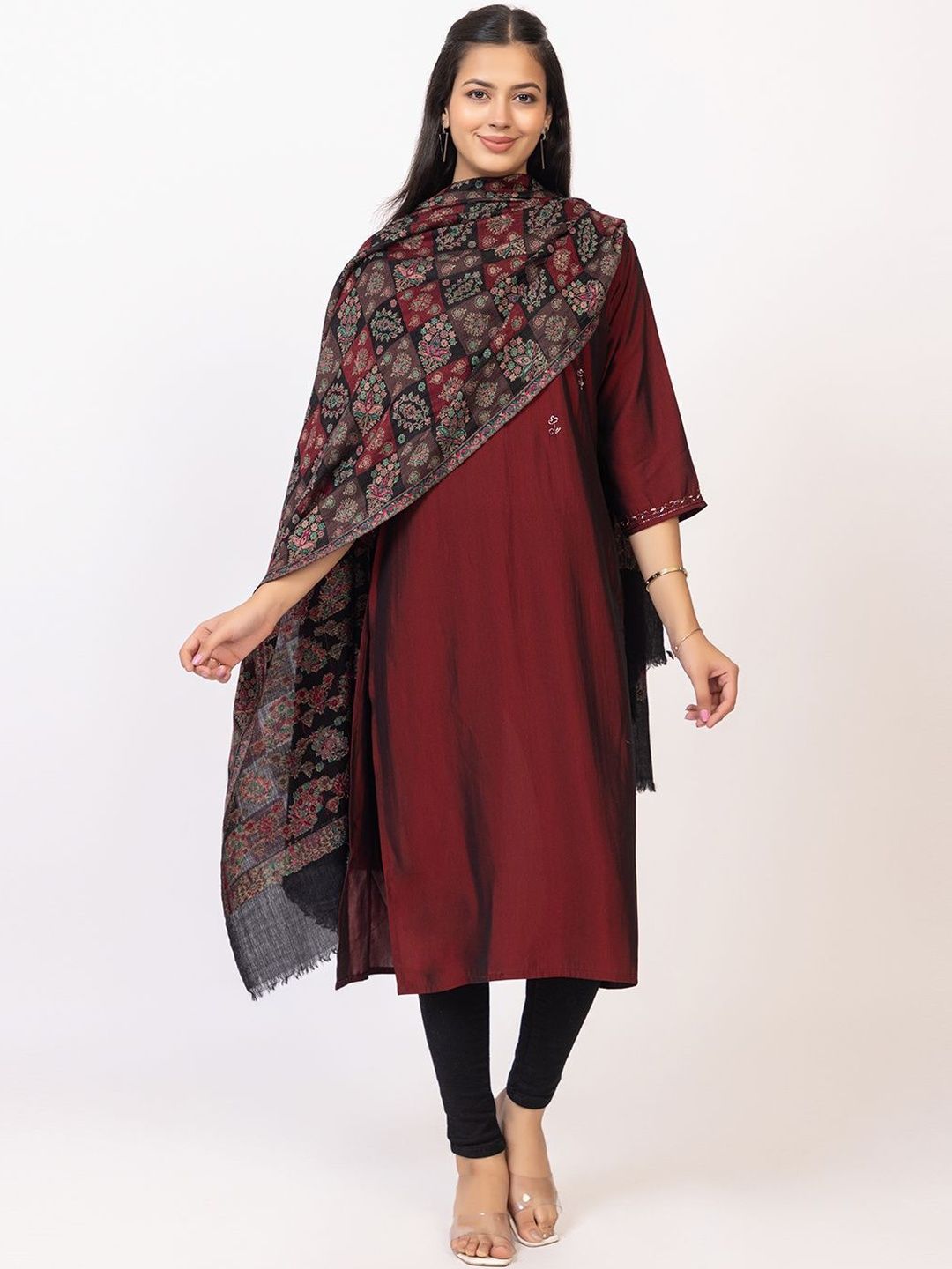 TILLAARI Floral Printed Shawl With Fringed Border-image-41