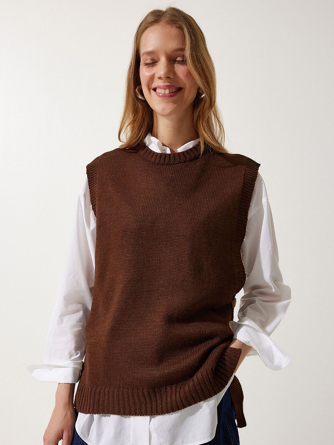 Happiness istanbul Women Round Neck Sleeveless Sweater Vest-picture-25