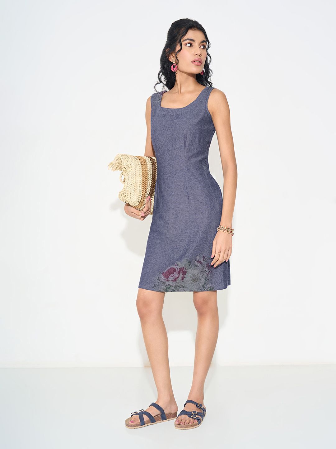 AKKRITI BY PANTALOONS Floral Print A-Line Dress-picture-41