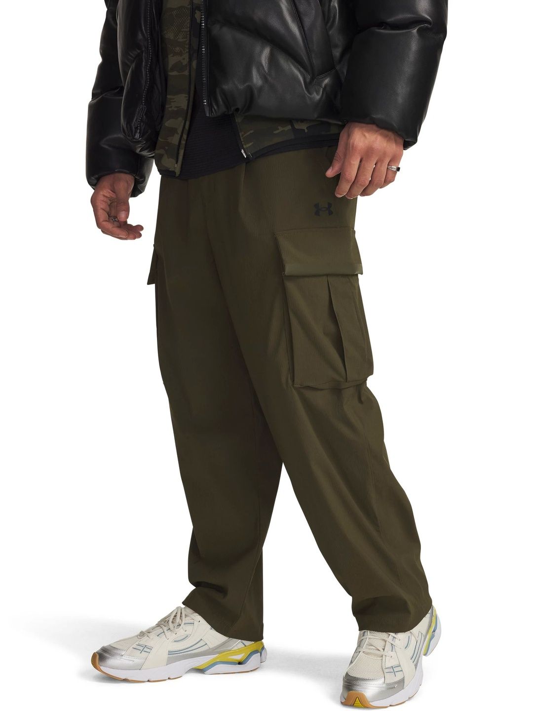 UNDER ARMOUR UA Unstoppable Men Textured Relaxed-Fit Woven Cargo Track Pants-picture-13