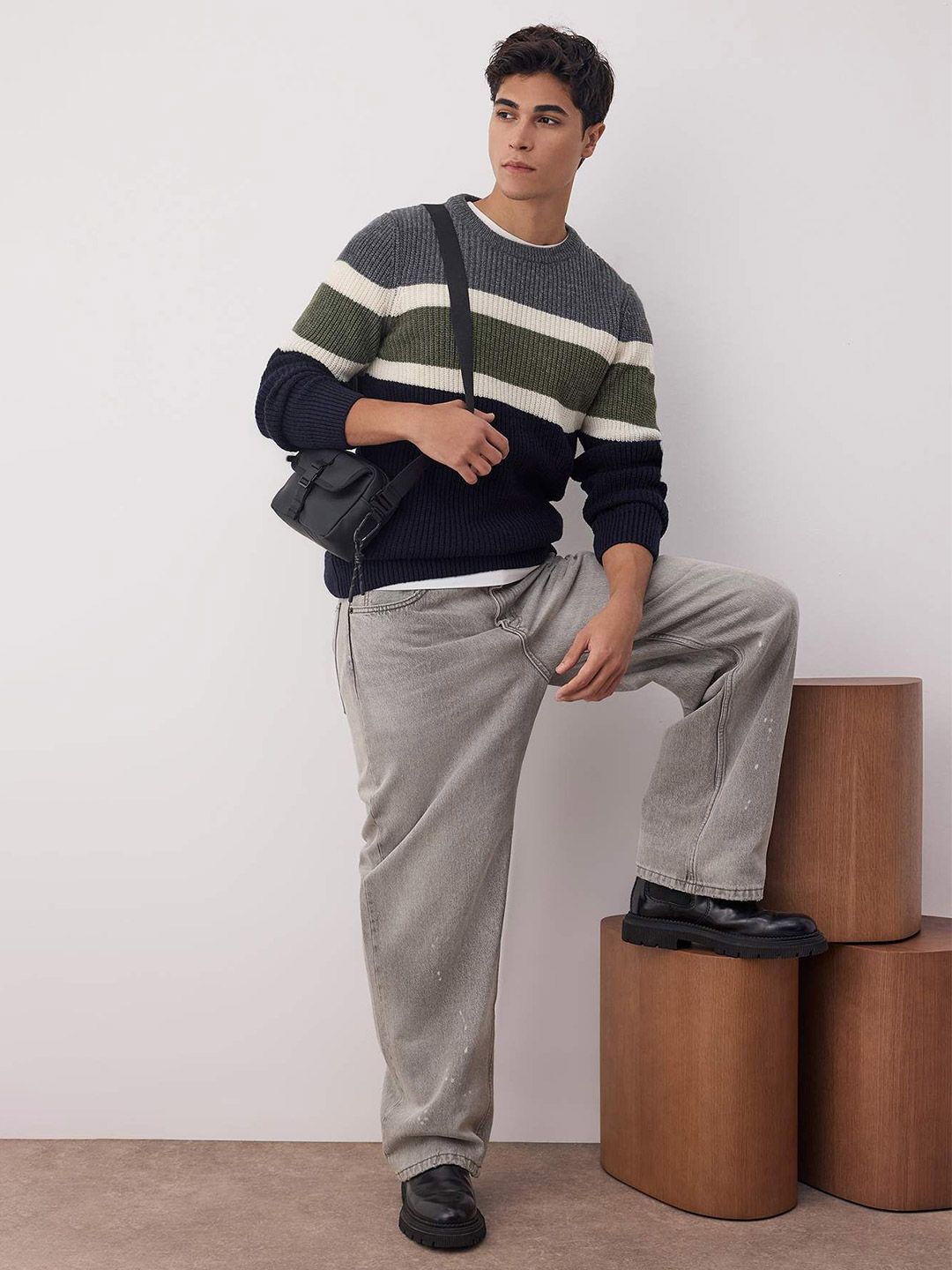 Trendyol Men Colourblocked Pullover-picture-38