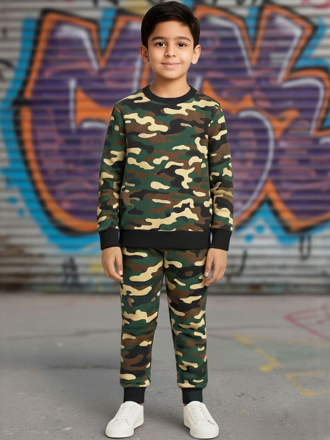 YK X Trampoline Kids Printed Round Neck Sweatshirt With Joggers-picture-46