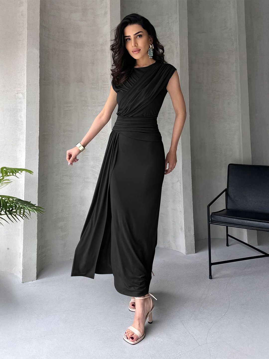 Trendyol Women Gathered or Pleated Bodycon Maxi Dress-image-27