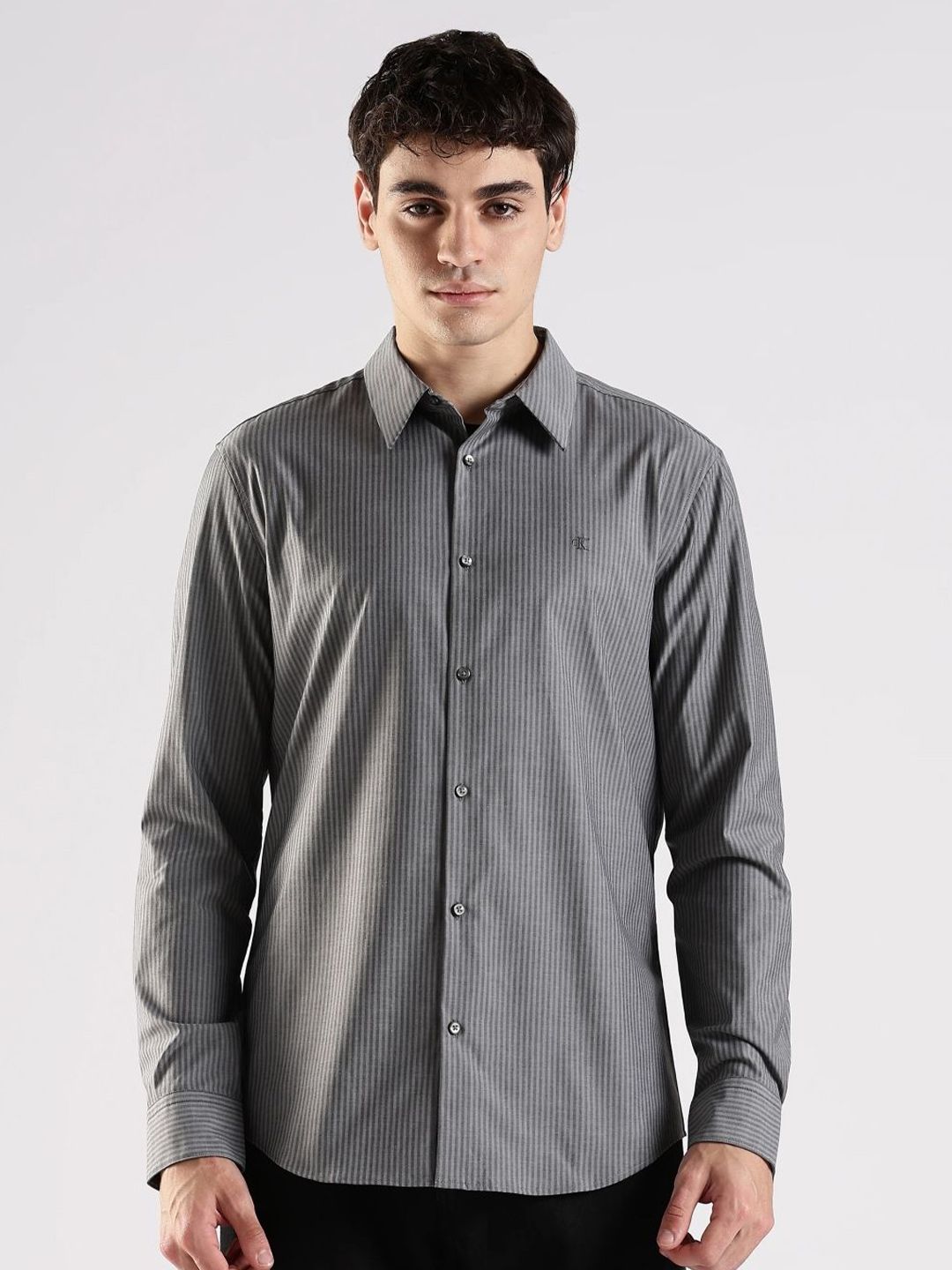 Calvin Klein Jeans Men Slim Fit Striped Casual Shirt-picture-41