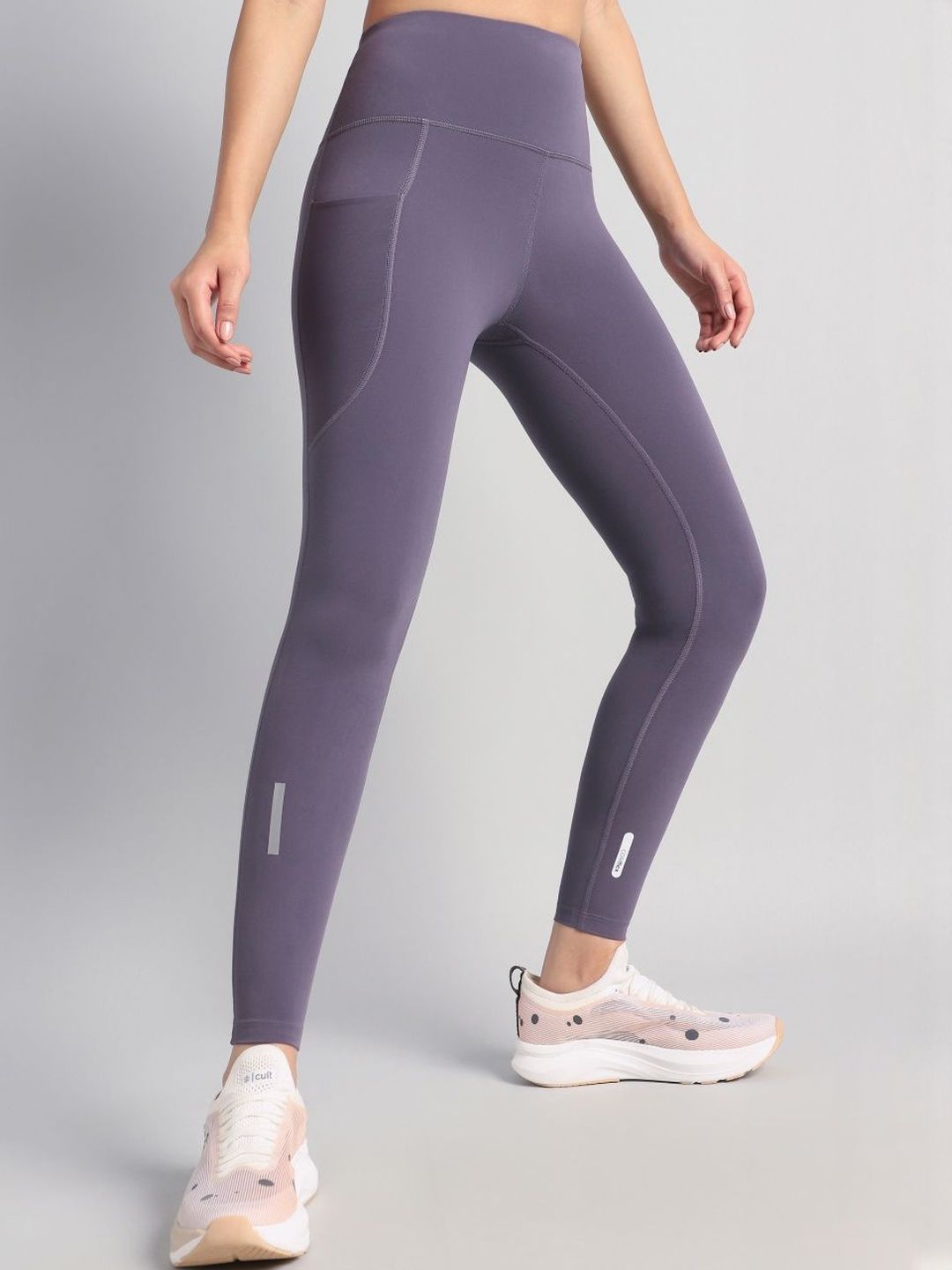 CULT Women's Purple Run Elevate COMFlex Tights-picture-44