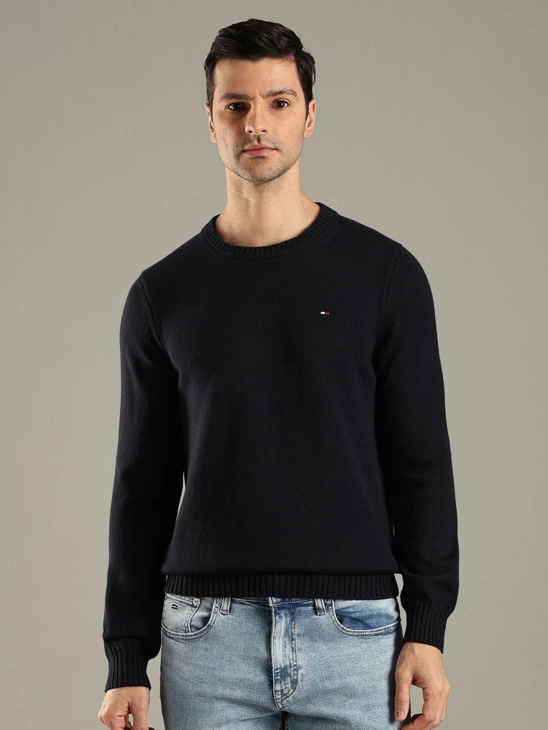 Tommy Hilfiger Men Solid Regular Fit Round Neck Long Sleeve Pure Cotton Pullover Sweater