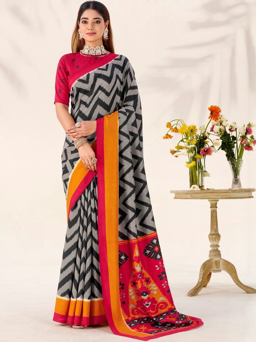 LOOKNBOOK ART Abstract Printed Solid Border Tussar Saree With An Unstitched Blouse Piece-picture-40