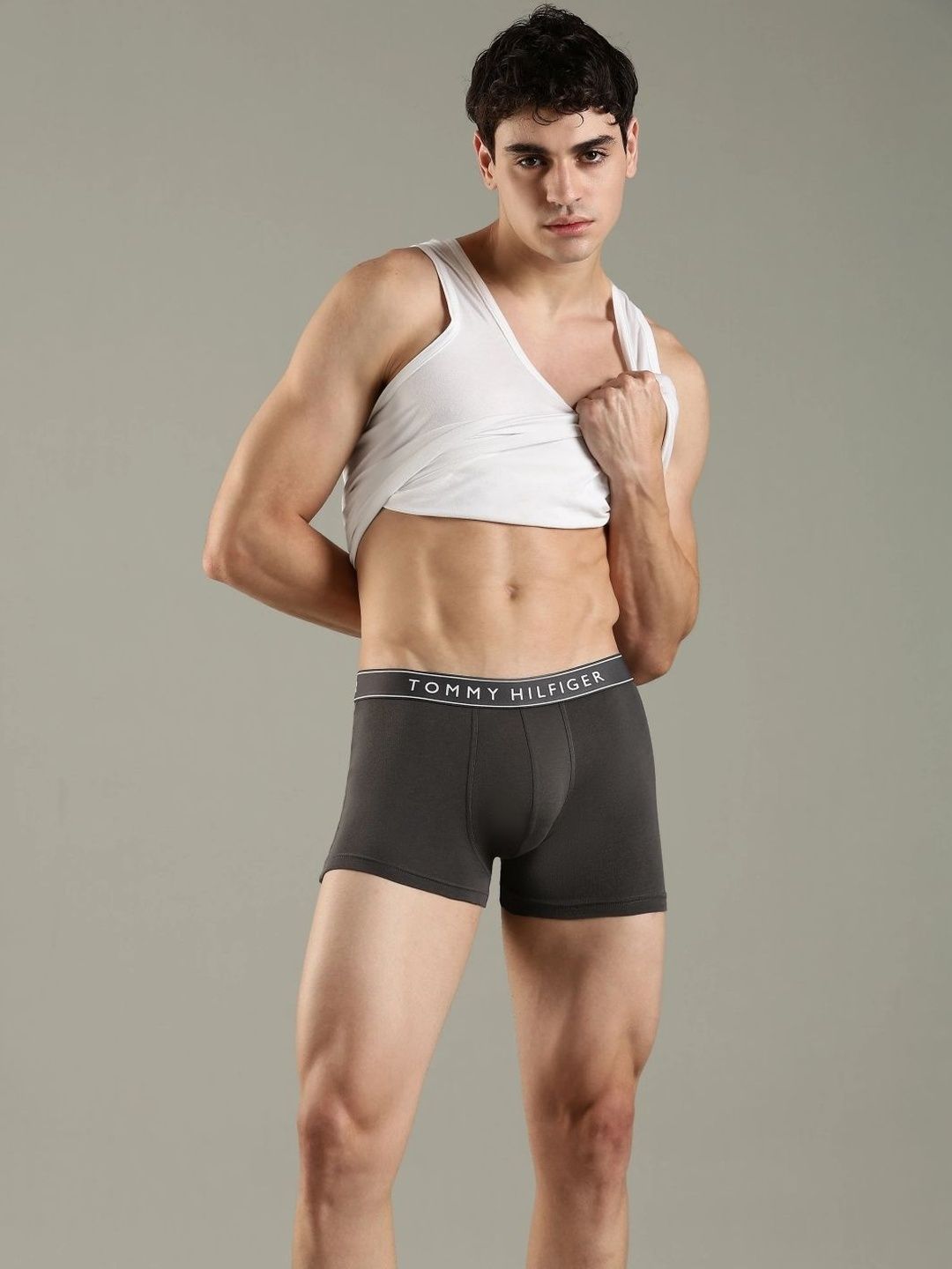 Tommy Hilfiger Pack Of 3 Solid Mid Rise Trunks-picture-45