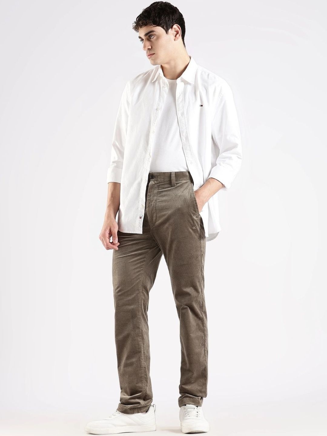 Calvin Klein Jeans Men Textured Mid Rise Slim Fit Regular Trousers-picture-22