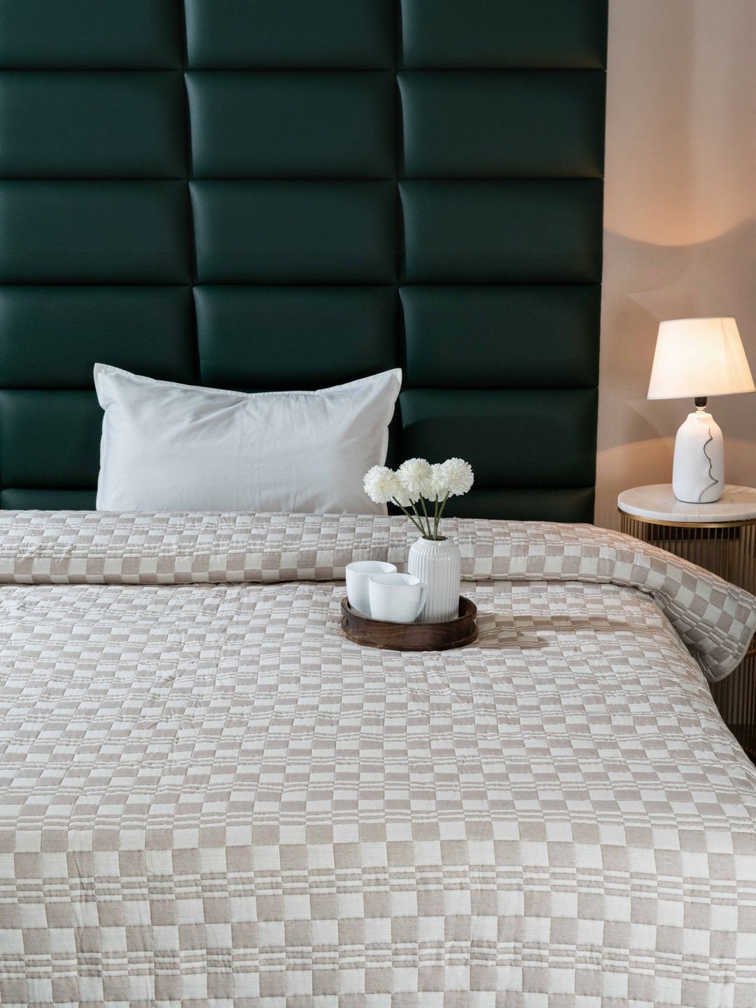 Saral Home Beige & White Checked Cotton 400 GSM Mild Winter Quilt-picture-19