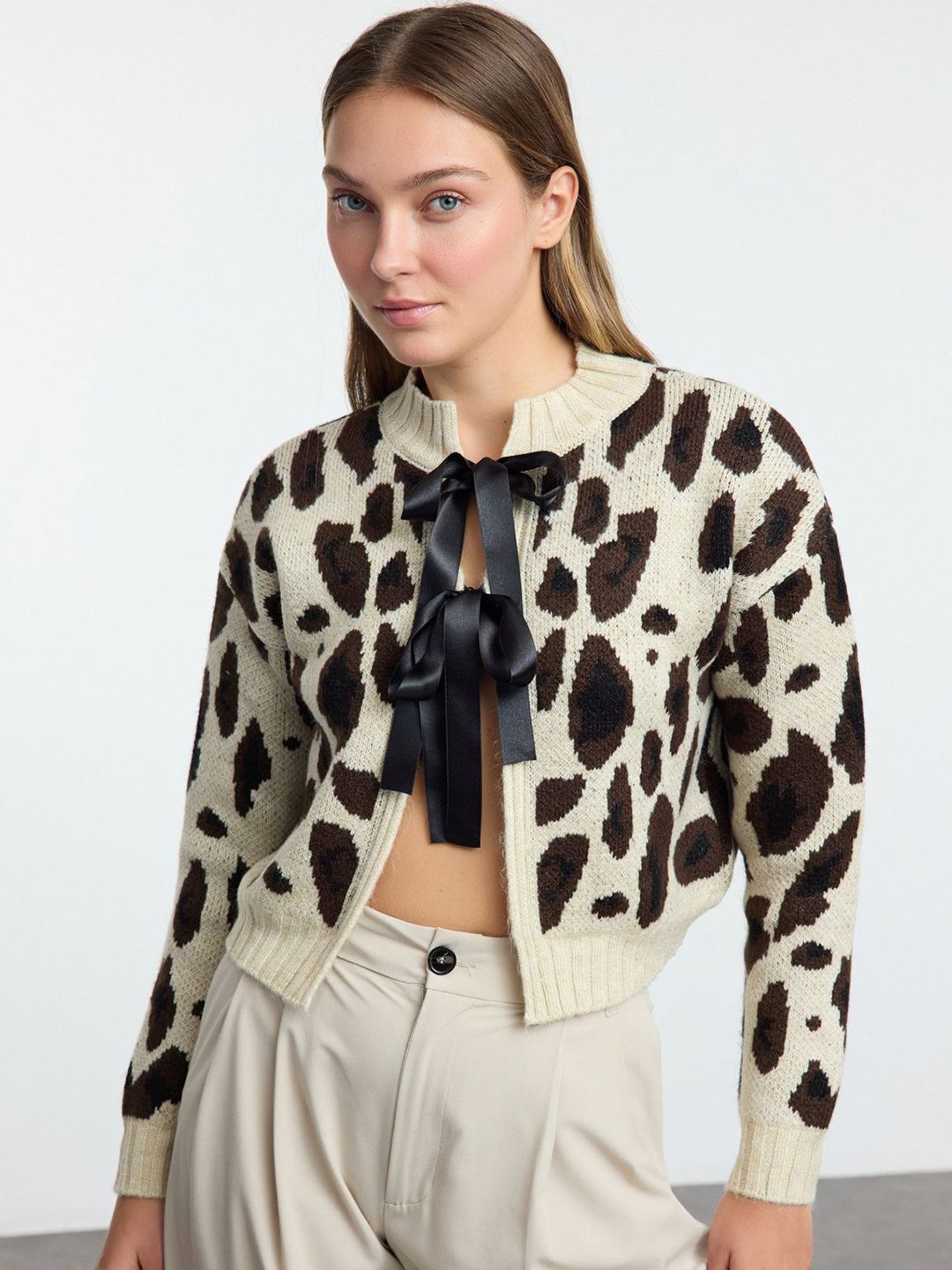 Trendyol Women Animal Printed Crop Cardigan-picture-34
