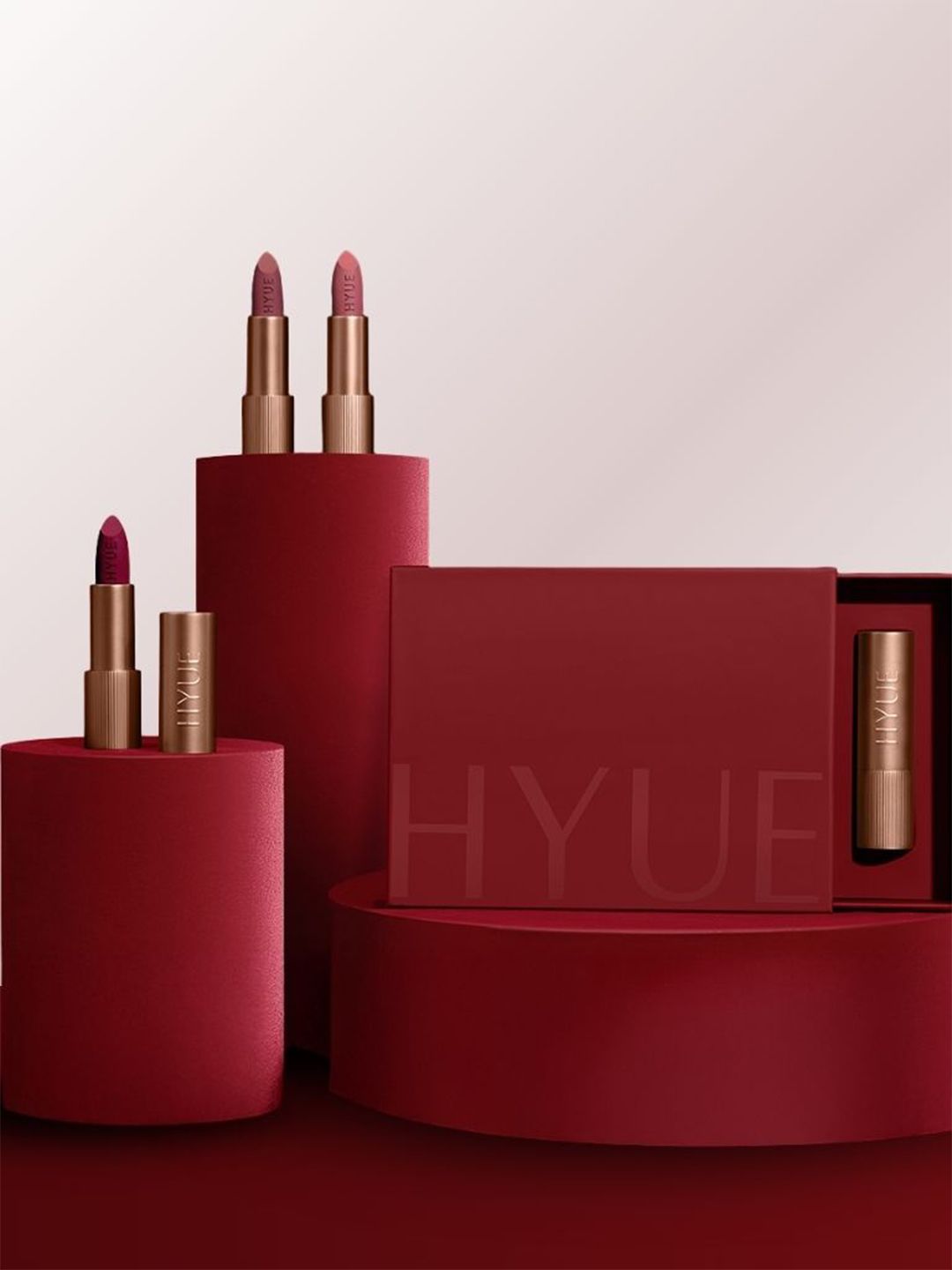HYUE Set Of 3 Long Lasting Velvette Matte Lipstick - 4.2 g Each -Cherry-licious & Mauve-It-image-28