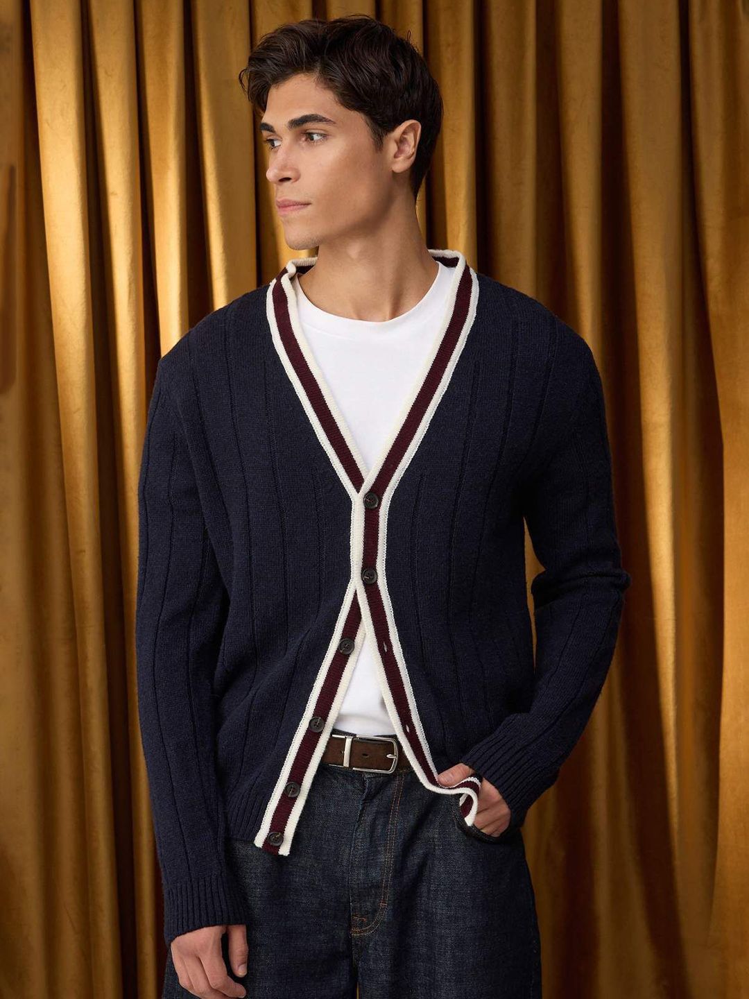 Trendyol Men Colourblocked V Neck Long Sleeve Cardigan-image-19