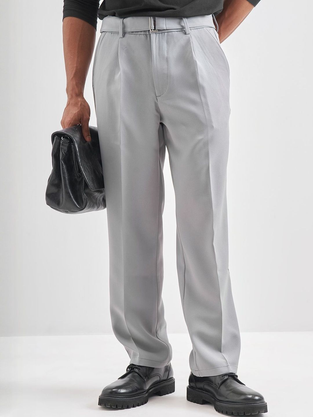 HIGHLANDER Men Relaxed Fit Mid-Rise Pleated Formal Trousers-picture-35