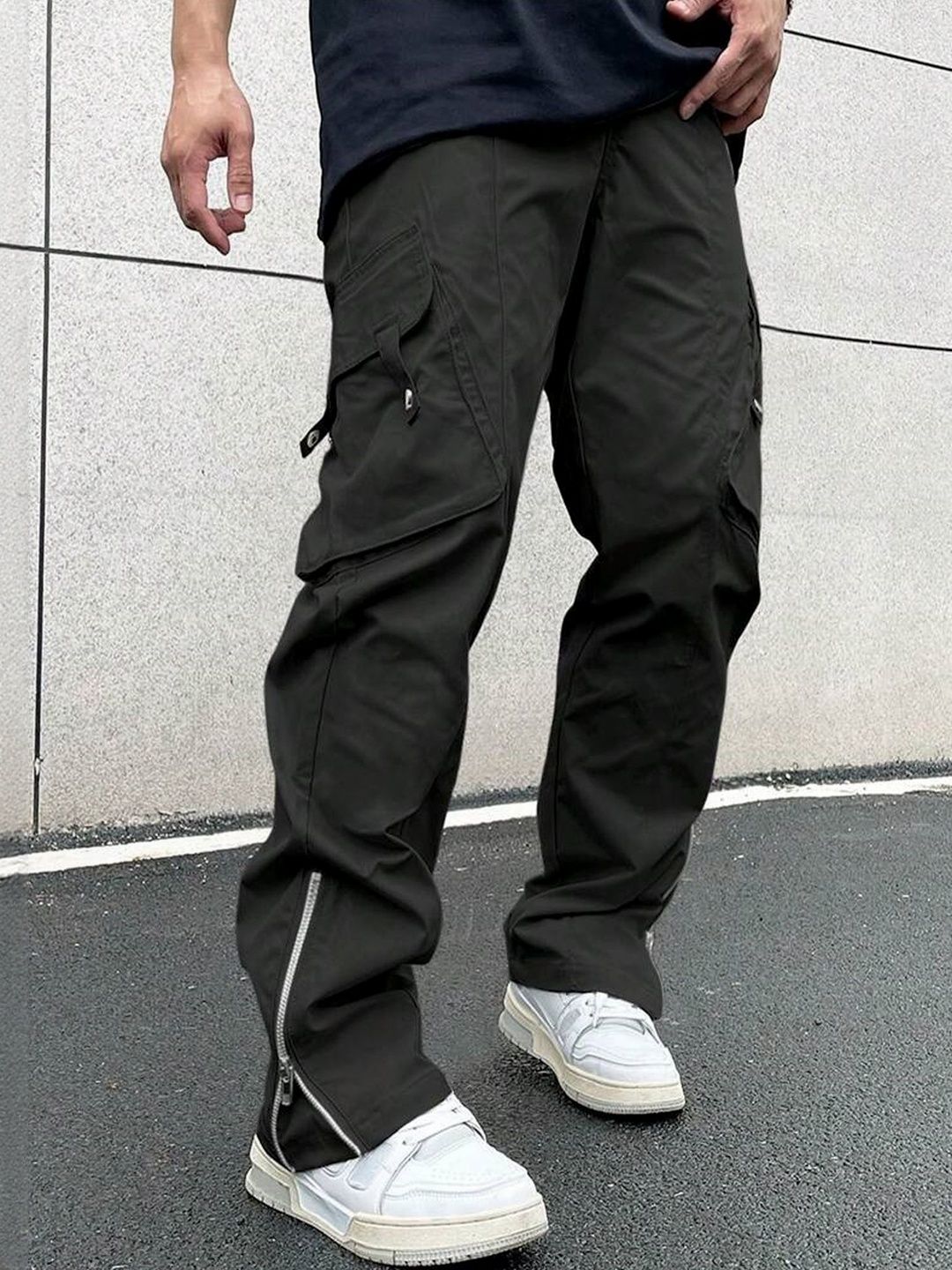 JUMPCUTS Men Mid-Rise Cargos Trousers-picture-58