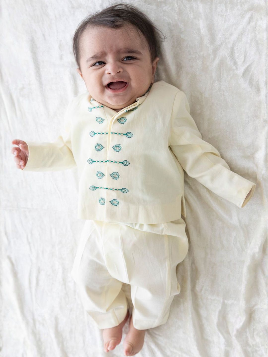 Tiber Taber Boys Ethnic Motifs Embroidered Regular Thread Work Kurta with Pyjamas-picture-23