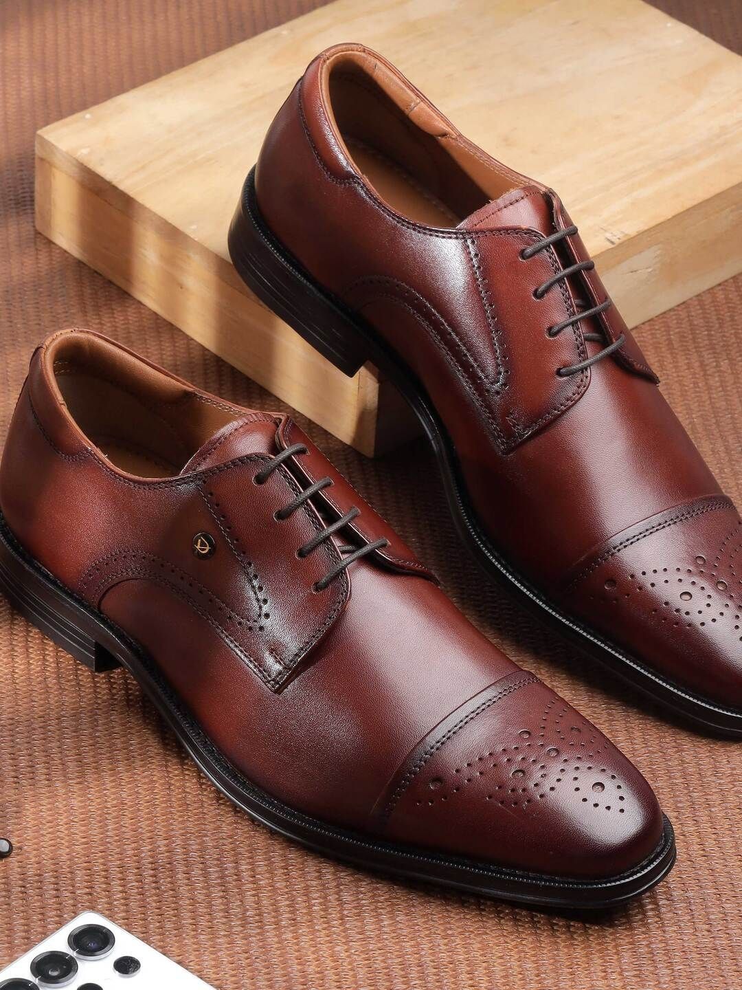 DAVINCHI Men Textured Leather Formal Brogues Shoes-picture-39