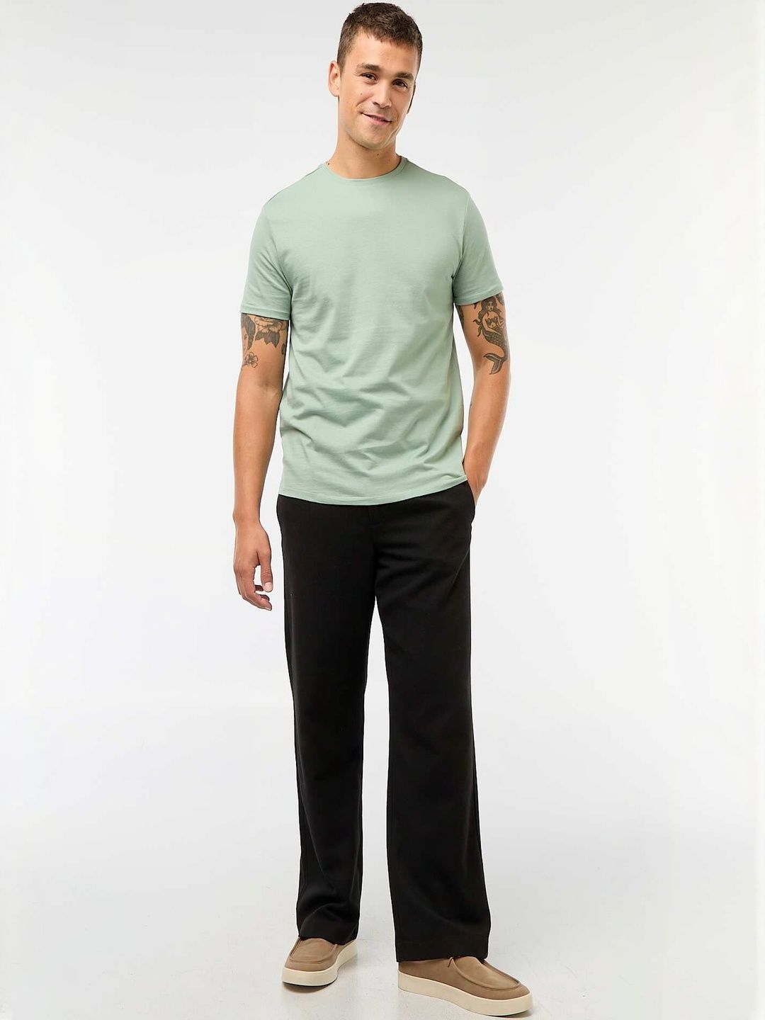 KIABI Men Straight Fit Trousers-picture-15