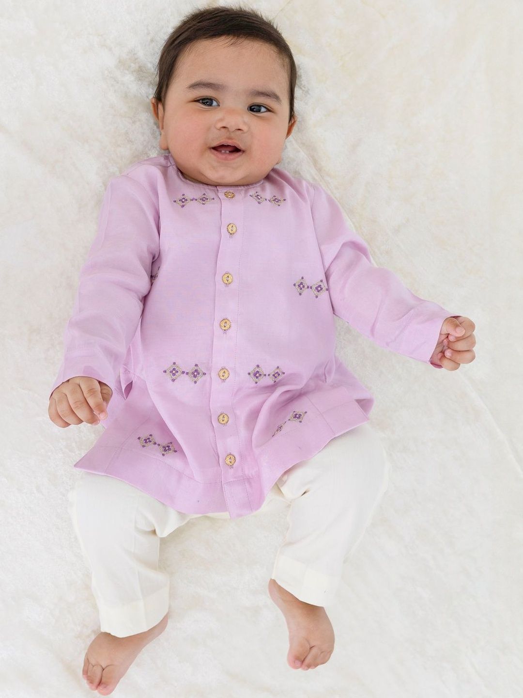 Tiber Taber Boys Ethnic Motifs Embroidered Regular Thread Work Kurta with Pyjamas-picture-22