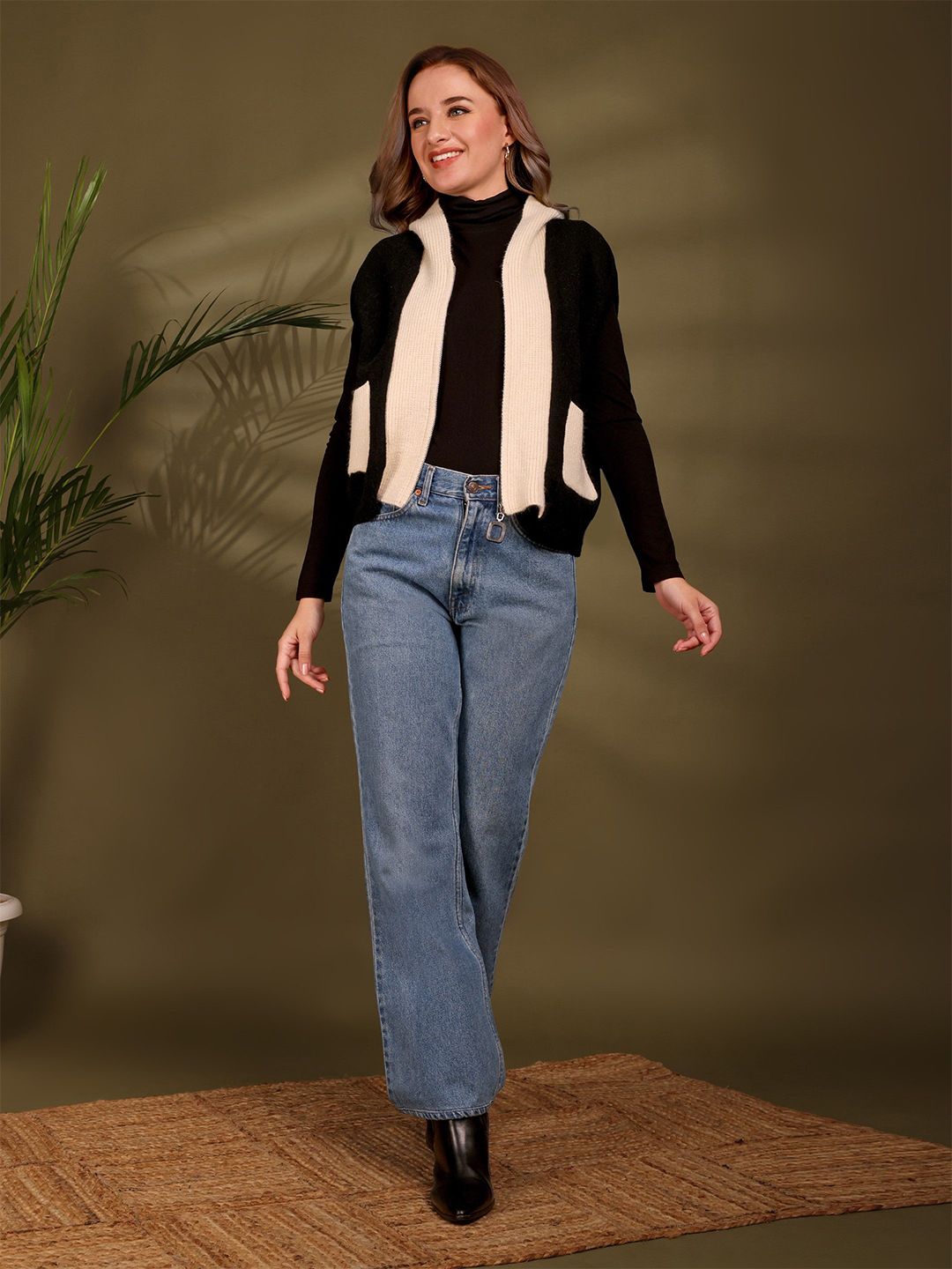 iki chic Women Colourblocked Woollen-picture-16