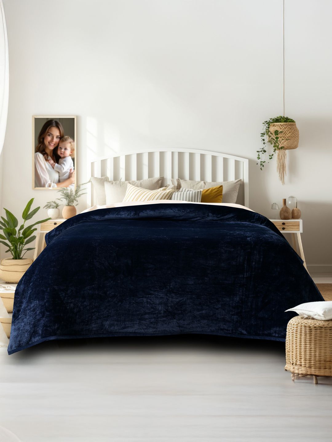 Cortina 350 GSM Mild Winter Solid Double Blanket Brown-picture-32