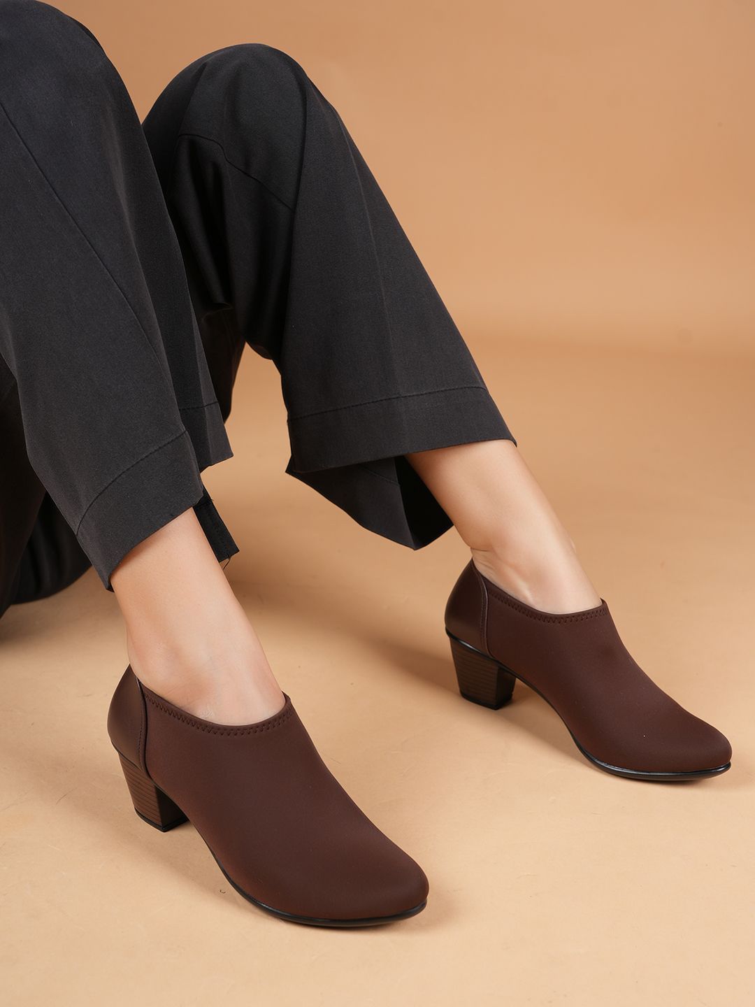 Chemistry Chemistry Women Solid Casual Block Heel Pumps