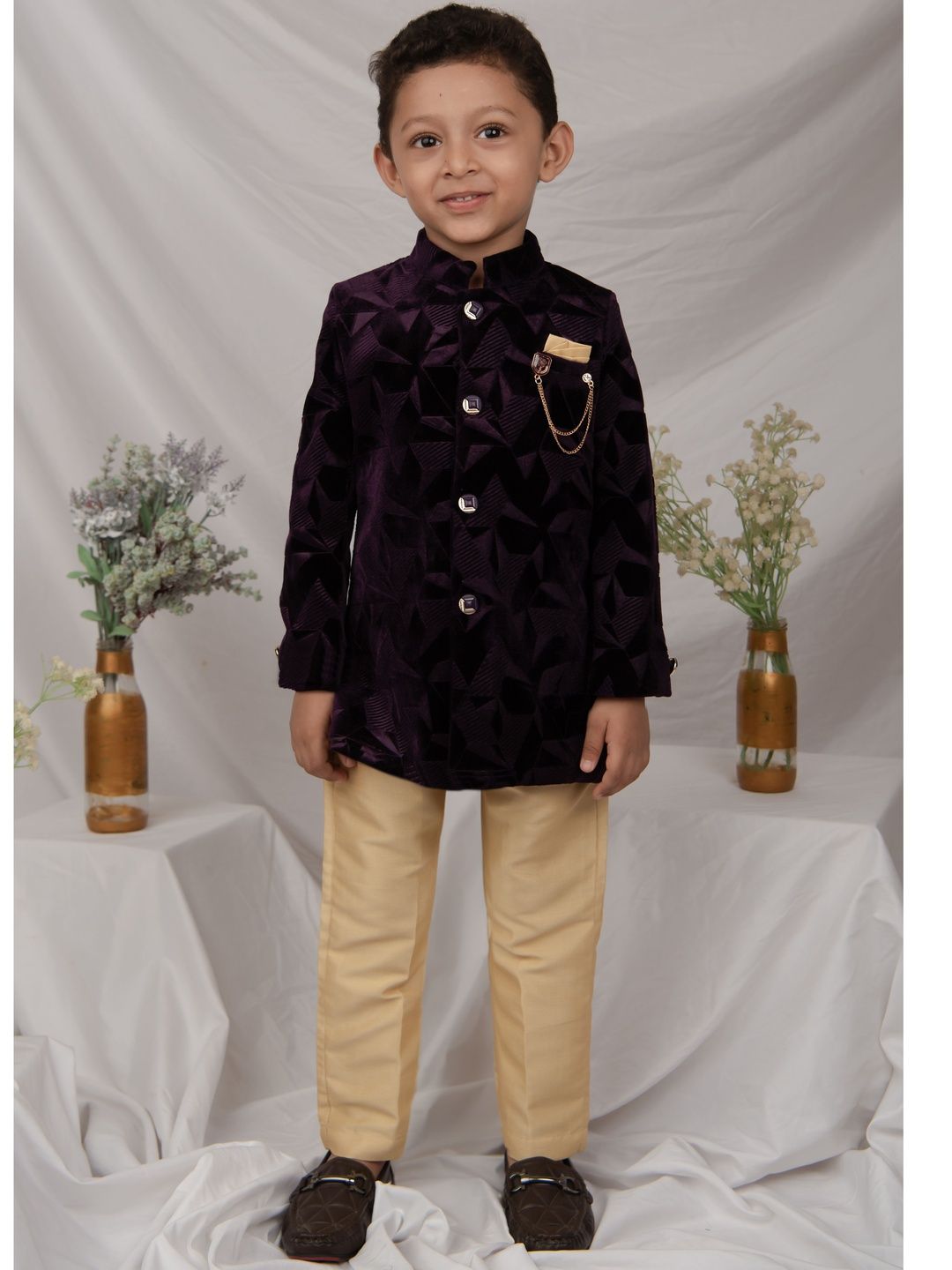 LITTLE COLLARS Boys Self Designed Mandarin Collar Sherwani-image-36