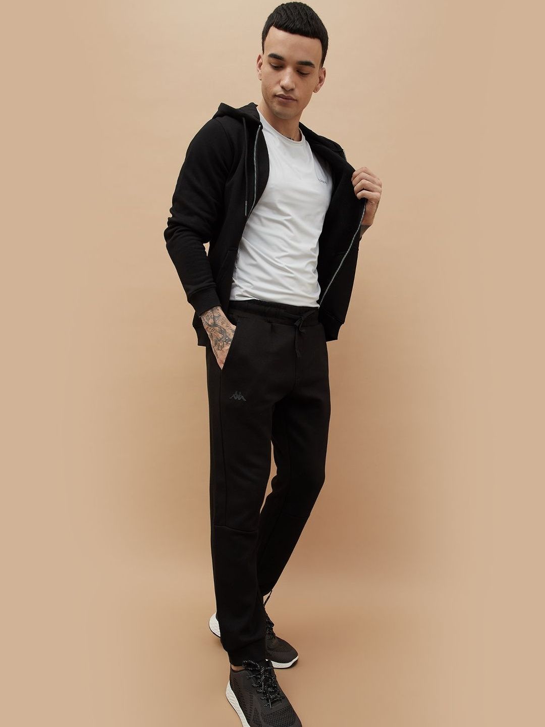 Kappa Men Solid Cotton Regular Fit Joggers