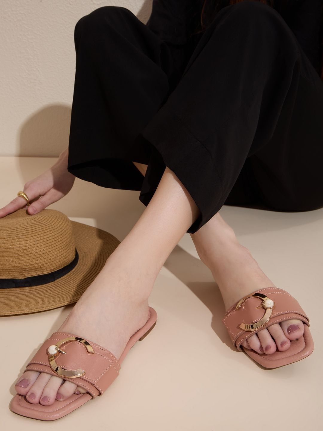 Inc 5 Women Open Toe Flats-picture-36