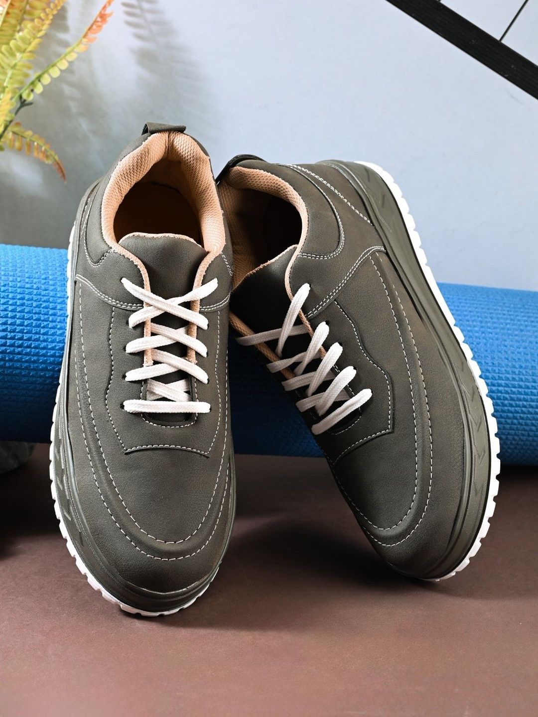 The Roadster Lifestyle Co. Men Round Toe Lace Up Sneakers-picture-40