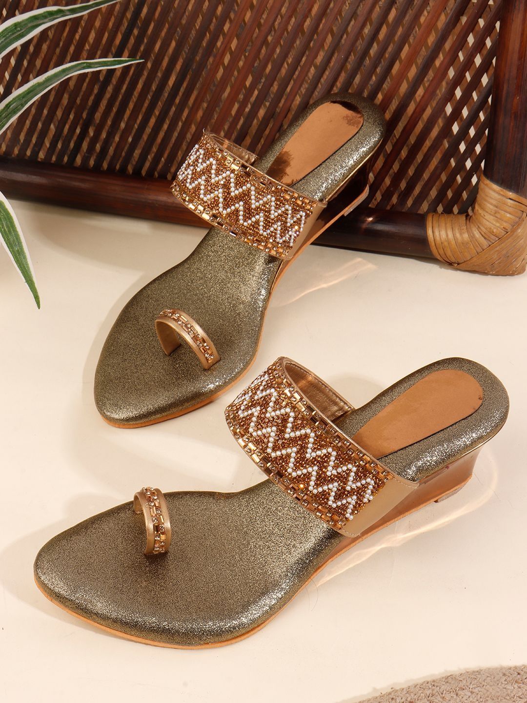 DIPYO Embellished Ethnic Wedge Sandals-picture-26