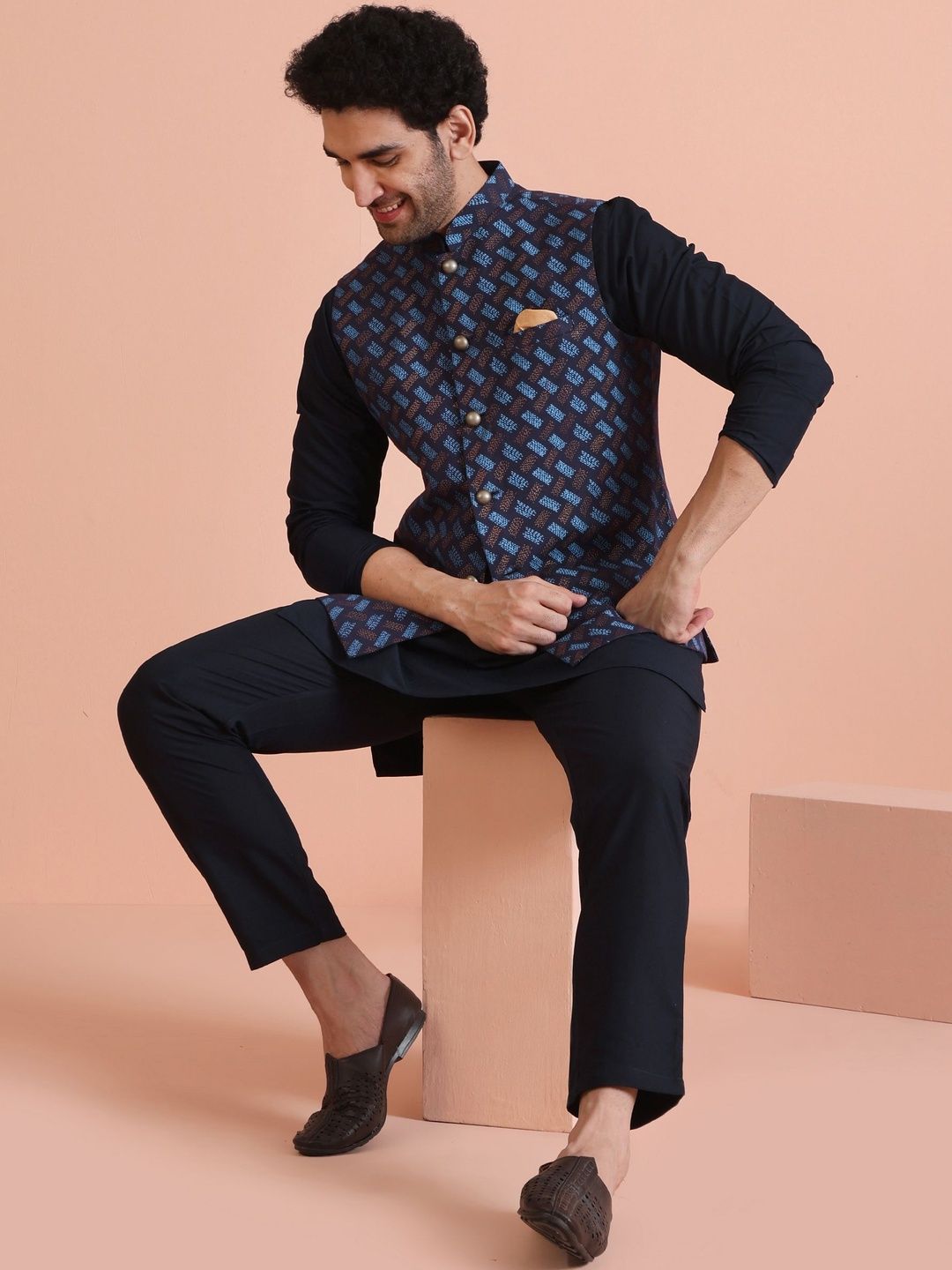 KISAH Men Regular Kurta with Trousers-picture-37