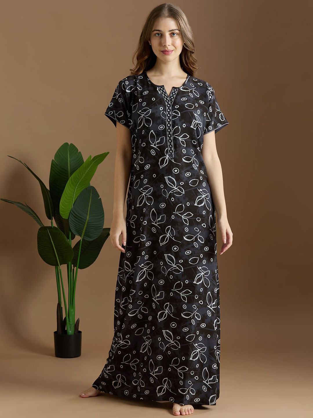 NIGHTSPREE Women Floral Printed Round Neck Maxi Nightdress-picture-15