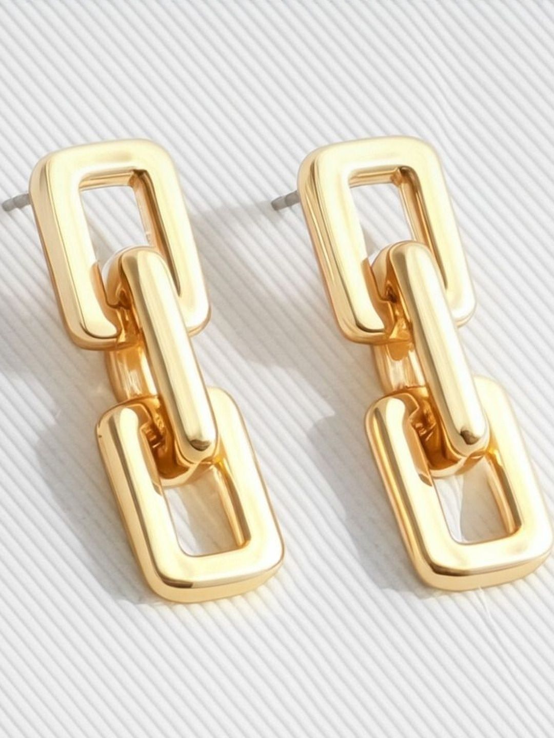 DressBerry Geometric Drop Earrings-picture-15