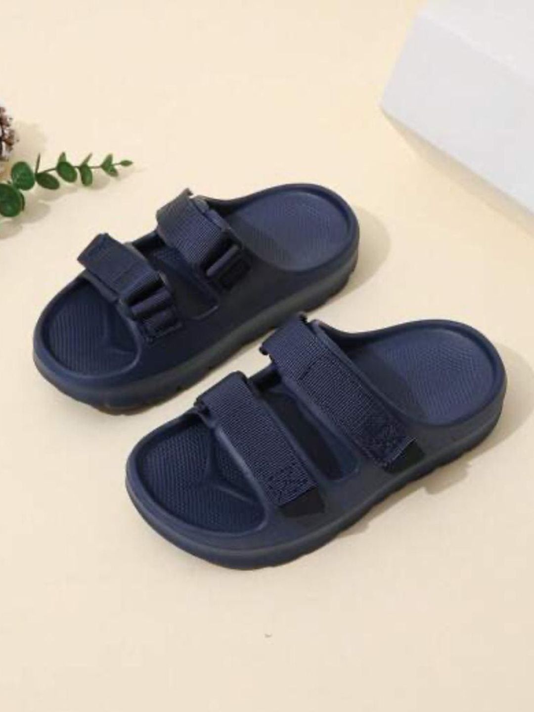 COOPERWINGS Men Solid Comfort Sandals-picture-39