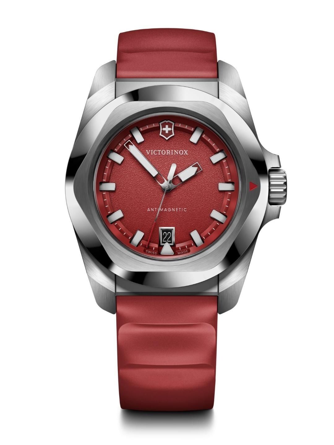 Victorinox Men Textured Brass Dial & Straps Analogue Watch V242029-picture-15